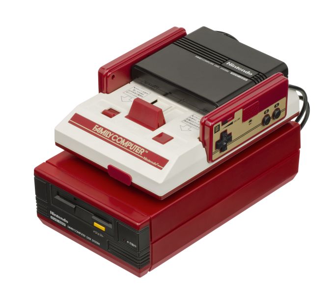 File:Nintendo-Famicom-Disk-System.jpg